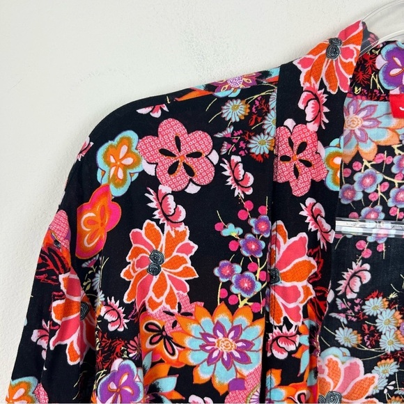 Josie Natori bright florals bohemian rayon kimono roble size: M - Picture 3 of 11